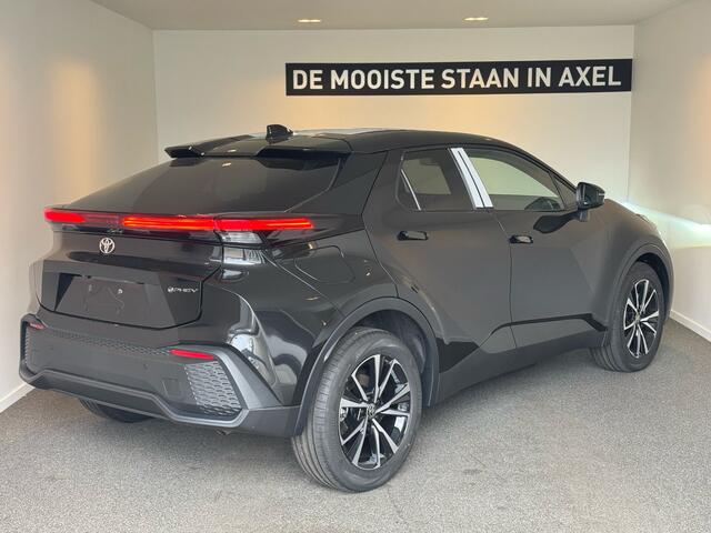 Toyota C-HR 2.0 Plug-in Hybrid 220 Dynamic