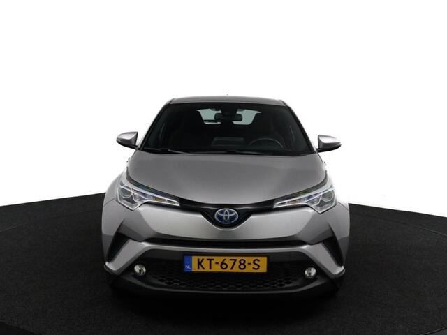 Toyota C-HR 1.8 Hybrid Dynamic | Trekhaak | Navigatie | DAB | Keyless Entry | Dealer Onderhouden |