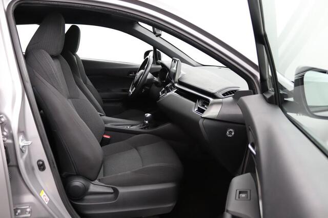 Toyota C-HR 1.8 Hybrid Dynamic | Trekhaak | Navigatie | DAB | Keyless Entry | Dealer Onderhouden |