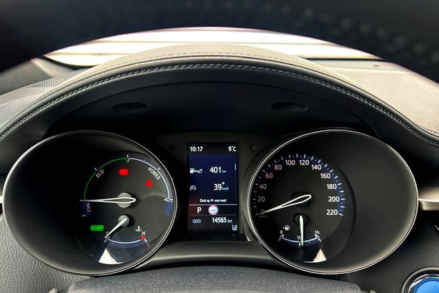 Toyota C-HR 1.8 Hybrid Dynamic Carplay / Navi