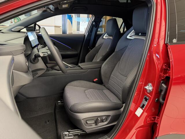 Toyota C-HR 2.0 Plug-in Hybrid 220 Executive **NIEUWE AUTO/ PLUS PACK/ DIRECT LEVERBAAR**