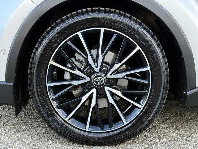 Toyota C-HR 1.8 Hybrid Executive Automaat Navigatie/Camera/18inch.