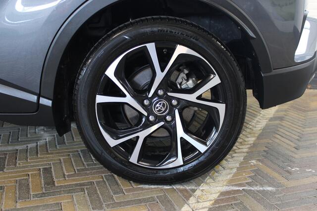 Toyota C-HR 1.8 Hybrid Dynamic | Incl. 12 maanden garantie | Dealeronderhouden | Stoelverwarming | Climate control | Cruise control | Lane assist | Parkeercamera | Navigatie |
