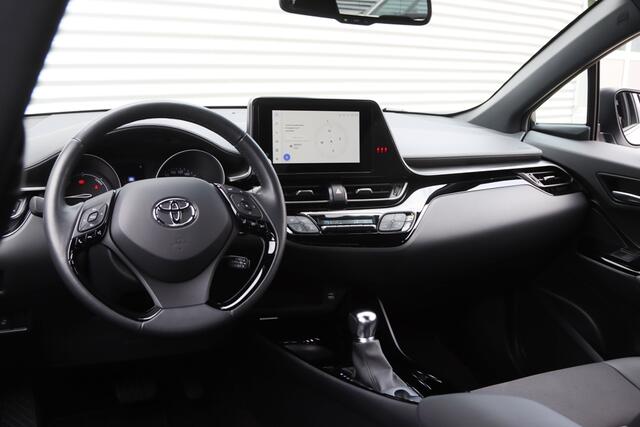 Toyota C-HR 2.0 Hybrid Team-D Winter-pakket / Safety-pakket
