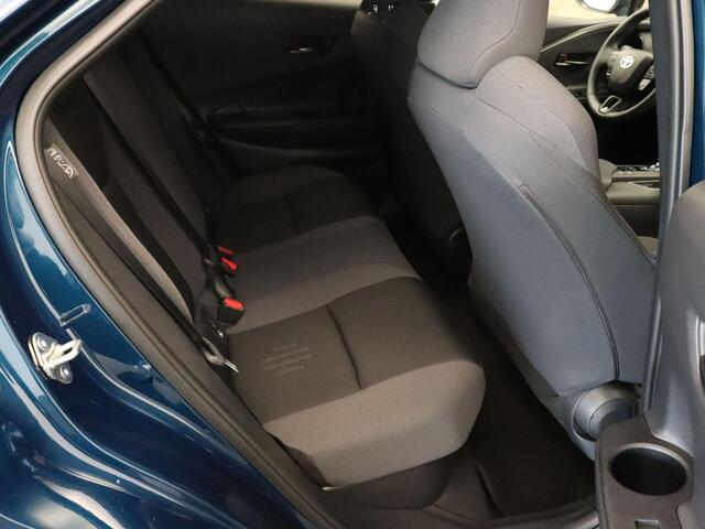 Toyota C-HR 1.8 Hybrid 140 Dynamic - ORIGINEEL NEDERLANDSE AUTO - ELEKTRISCHE ACHTERKLEP - DODEHOEKDETECTIE - VOORSTOELEN VERWARMD - STUURWIEL VERWARMD - NAVIGATIESYSTEEM FULL-MAP - 18 INCH LICHTMETALEN VELGEN - ADAPTIEVE CRUISE CONTROL - KEYLESS ENTRY/START