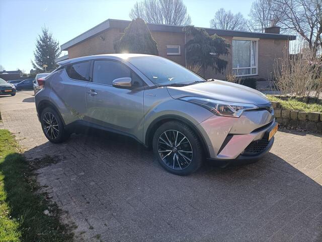 Toyota C-HR 1.8 Hybrid, Navi, Cruise, Climate, Team D