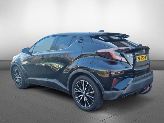 Toyota C-HR 1.8 Hybrid Executive leer digitaal instrumenten paneel