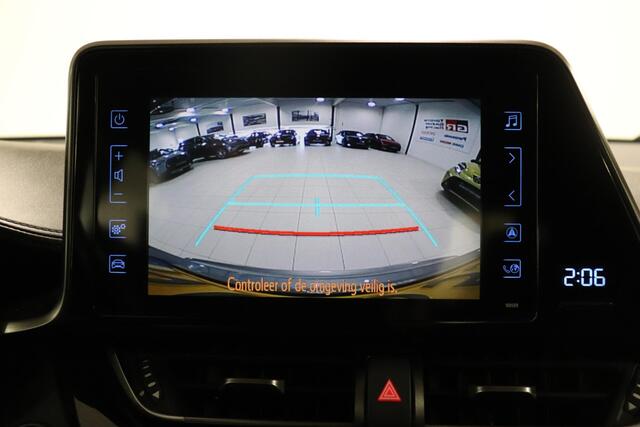 Toyota C-HR 1.8 Hybrid Dynamic, Navigatie, Keyless entry, LM velgen, Cruise Control, NL auto!