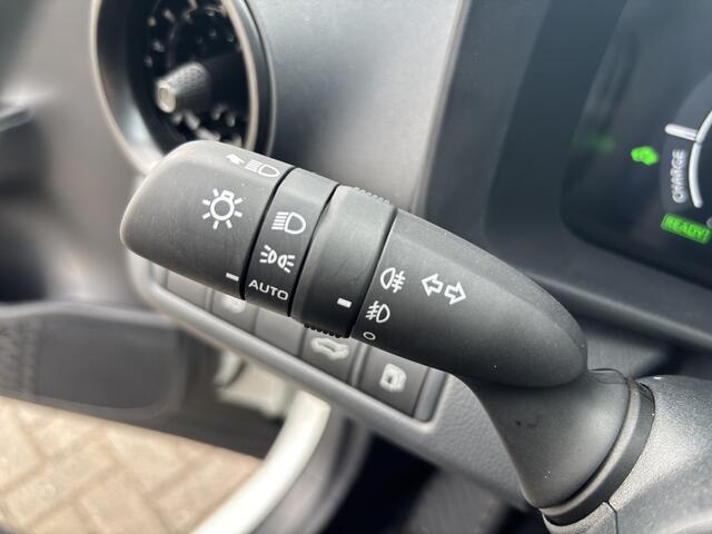 Toyota C-HR 1.8 Hybrid 140 First Edition