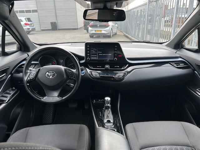 Toyota C-HR 1.8 Hybrid Business Plus