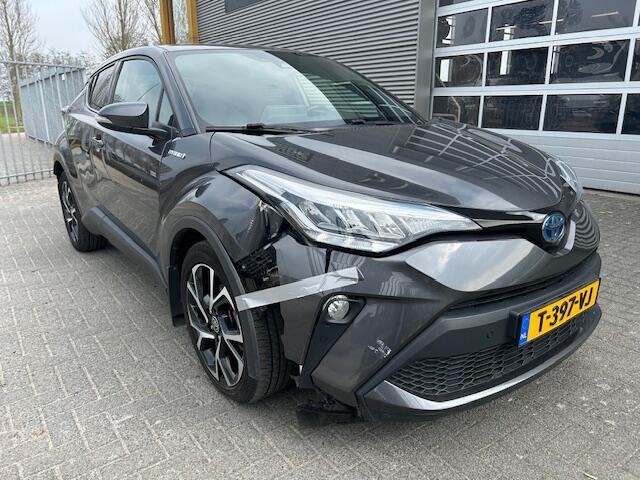 Toyota C-HR 1.8 Hybrid Business Plus