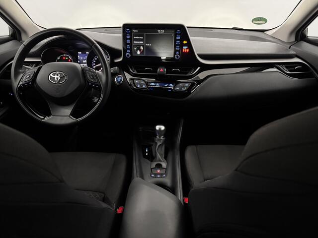 Toyota C-HR 1.8 Hybrid Active Clima, Apple carplay, Camera, keyless start, Cruise control, Rijstrook correctie, 8 jaar