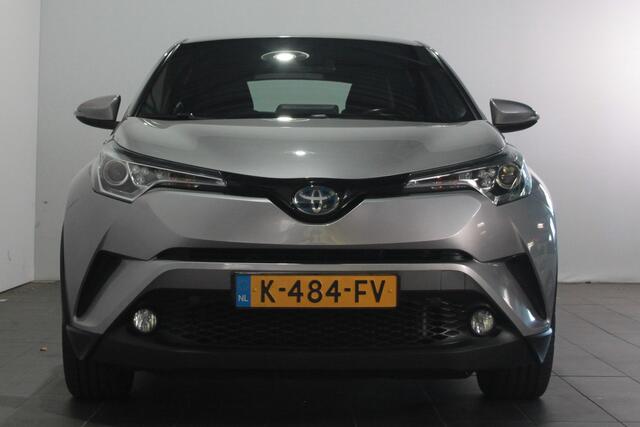 Toyota C-HR 1.8 Hybrid Dynamic - Automaat - Navi / Bluetooth / Camera