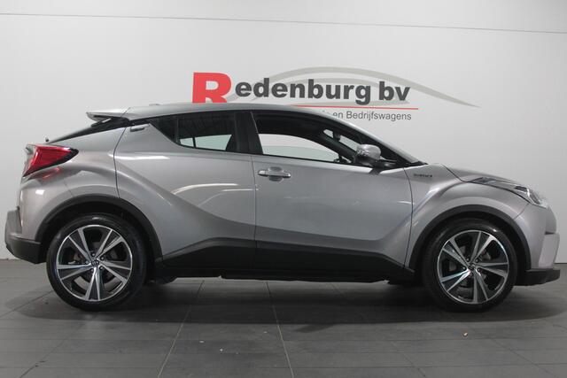 Toyota C-HR 1.8 Hybrid Dynamic - Automaat - Navi / Bluetooth / Camera