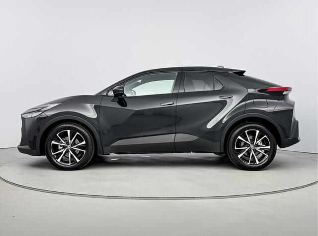 Toyota C-HR 1.8 Hybrid Dynamic | Pakeersensoren | Draadloos Apple Carplay | Online Navigatie | | Direct leverbaar |