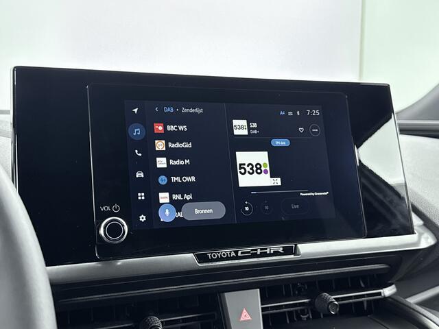 Toyota C-HR 2.0 Plug-in Hybrid 220 Dynamic | Apple Carplay & Android Auto | Parkeercamera |