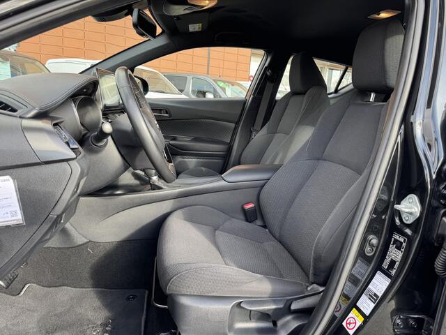 Toyota C-HR 1.8 Hybrid Dynamic | Navigatie | Camera | Adapt. Cruise Control | Climate Control | Bluetooth Tel. | Elek. Ramen + Spiegels | Rijklaarprijs!