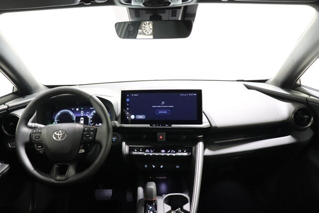 Toyota C-HR 2.0 Plug-in Hybrid 220 First Edition, ¤2500,- Inruilpremie, BSM, Apple Carplay & Android Auto, Stuur & Stoel verwarming, 360 Graden camera!
