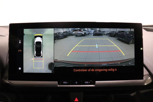 Toyota C-HR 2.0 Plug-in Hybrid 220 First Edition, ¤2500,- Inruilpremie, BSM, Apple Carplay & Android Auto, Stuur & Stoel verwarming, 360 Graden camera!