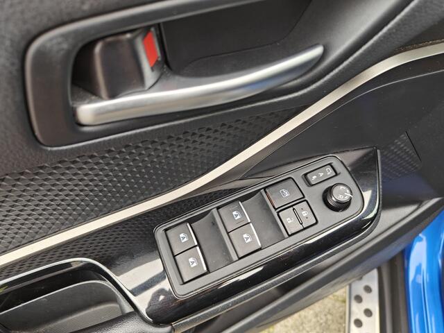 Toyota C-HR 1.8 Hybrid Adventure