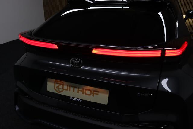 Toyota C-HR 2.0 Hybrid 200 AWD Executive Bi-Tone | ¤ 7.000,- Voorraad voordeel! | JBL Audio | Leder-Alcantara | Parkeerhulp | Apple Carplay & Android Auto | Adaptive-cruise | Dodehoekdetectie