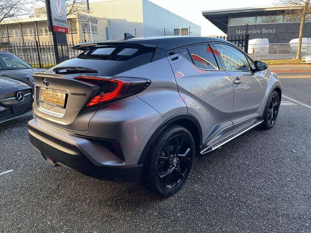 Toyota C-HR 1.8 Hybrid Bi-Tone Plus // FULL LED // JBL AUDIO // ADAP. CRUISE // KEYLESS // LEDER // DODEHOEK // NAVI // STANDKACHEL //