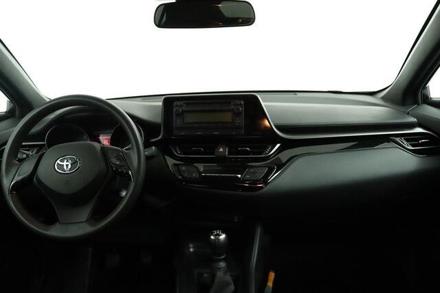 Toyota C-HR 1.2 Comfort | Trekhaak | 1.300kg trekgewicht | Climate Control | Adaptieve Cruise Control |