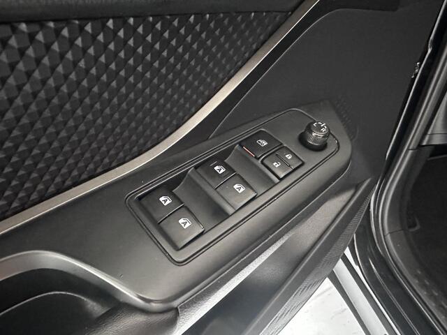 Toyota C-HR 1.8 Hybrid Energy Camera | Dealer onderhouden