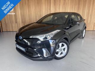 toyota-c-hr-1.8-hybrid-energy-camer