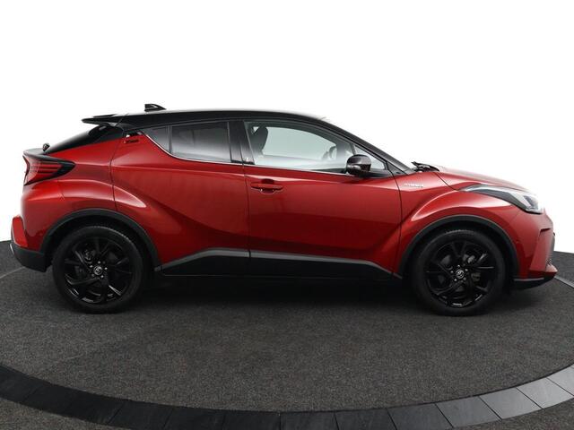 Toyota C-HR 2.0 Hybrid Bi-Tone Verwarmd Stuurwiel | voorstoelen verwarmd |