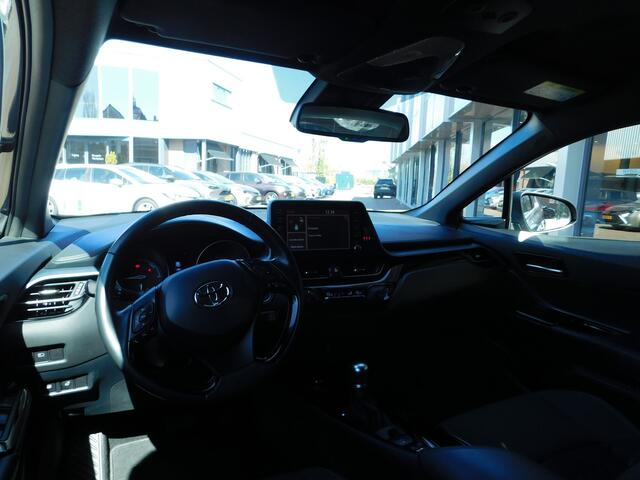 Toyota C-HR 2.0 Hybrid Style