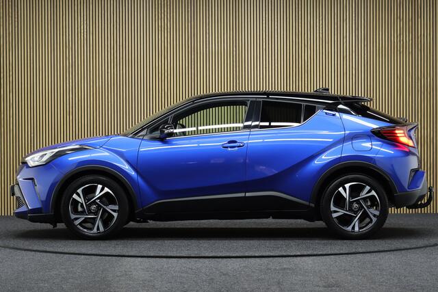 Toyota C-HR 1.8 Hybrid Style | Adaptive-cruise | Afneembare Trekhaak | Apple Carplay & Android Auto | Camera | Navigatie | Dodehoekdetectie