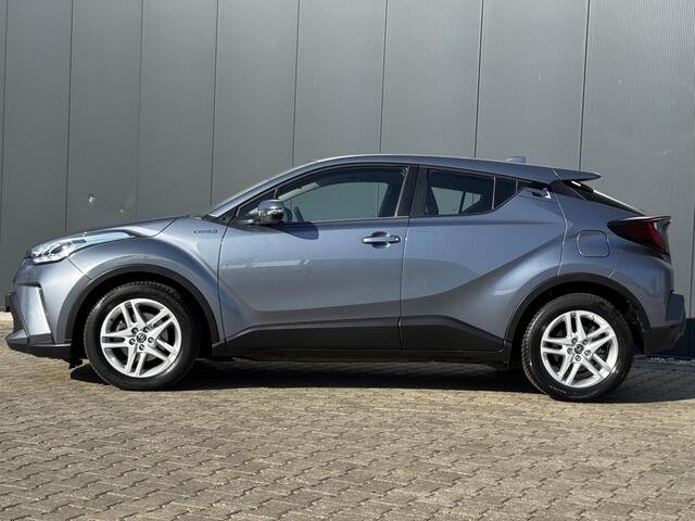 Toyota C-HR 1.8 Hybrid Active / Airco/ Cruise control adaptief/ Apple carplay-Android Auto/ All-season banden/