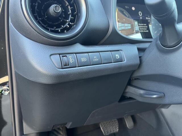 Toyota C-HR 2.0 Plug-in Hybrid 220 Dynamic