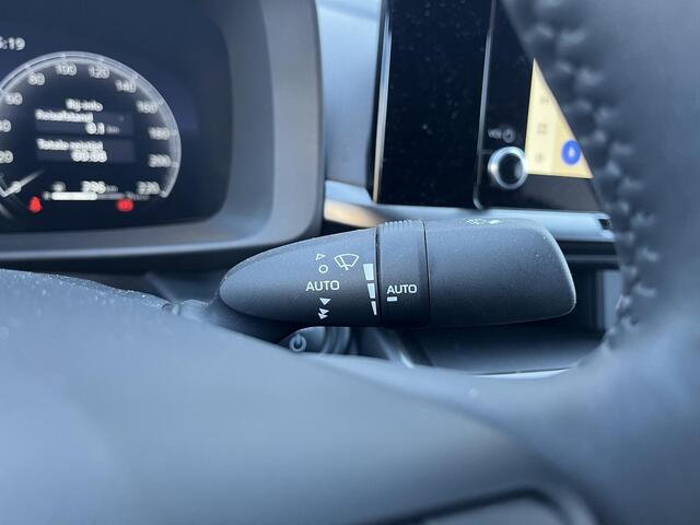 Toyota C-HR 2.0 Plug-in Hybrid 220 Dynamic