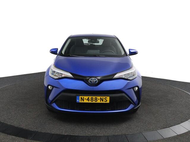 Toyota C-HR 2.0 Hybrid Dynamic | Trekhaak | Navigatie | Keyless Entry | DAB | 2.0 |