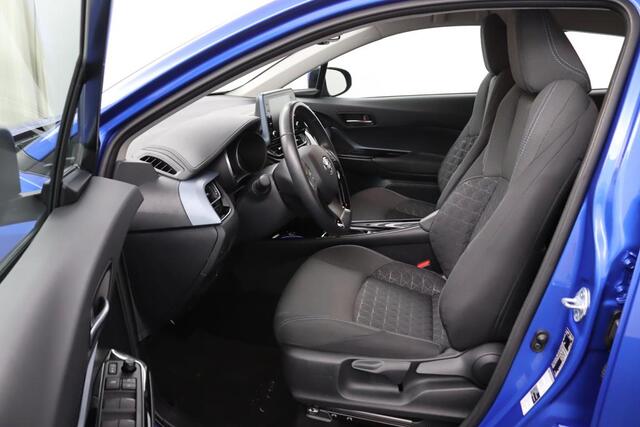Toyota C-HR 2.0 Hybrid Dynamic | Trekhaak | Navigatie | Keyless Entry | DAB | 2.0 |