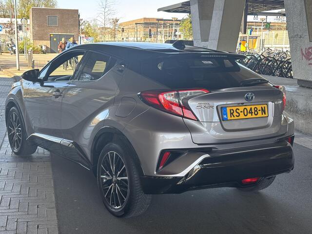 Toyota C-HR 1.8 HYBRID AUTMAAT BI-TONE SPECIAL EDITION NAVI.CAMERA. LM. GARANTIE TOT 2028*