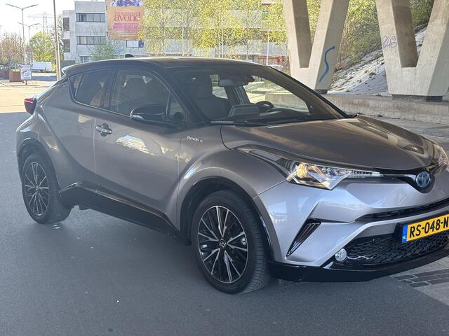 Toyota C-HR 1.8 HYBRID AUTMAAT BI-TONE SPECIAL EDITION NAVI.CAMERA. LM. GARANTIE TOT 2028*