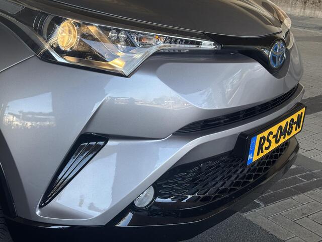 Toyota C-HR 1.8 HYBRID AUTMAAT BI-TONE SPECIAL EDITION NAVI.CAMERA. LM. GARANTIE TOT 2028*