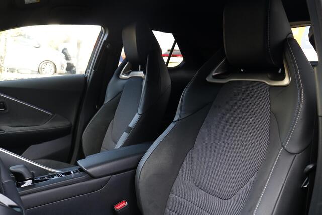Toyota C-HR Hybrid 140 Executive