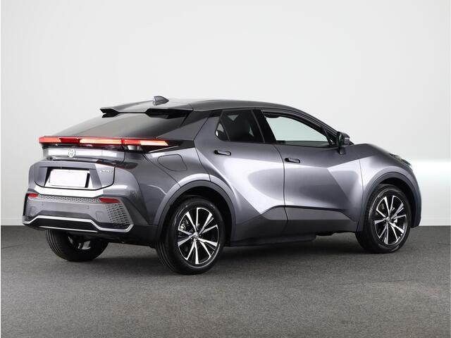 Toyota C-HR 2.0 Plug-in Hybrid 220 Dynamic *NIEUW* | Direct leverbaar! | Parkeersensoren V+A | Apple Carplay /- Android Auto | Connected Services |