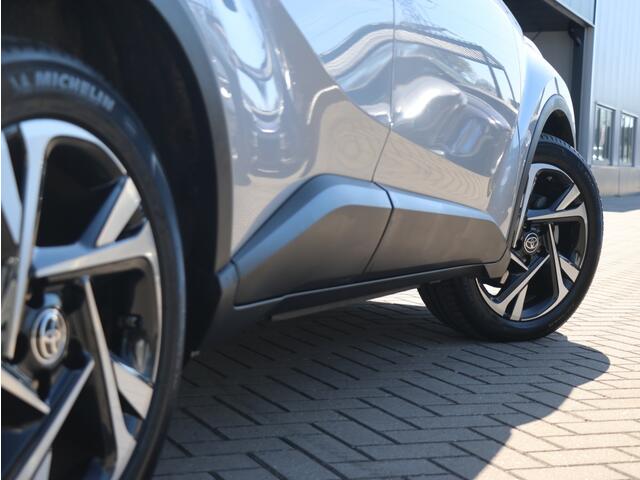 Toyota C-HR 1.8 Hybrid Style I Navi I Keyless I Dodehoekdetectie