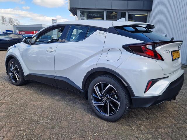 Toyota C-HR 1.8 Hybrid Dynamic Trekhaak Navigatie Cruise Apple carplay android auto