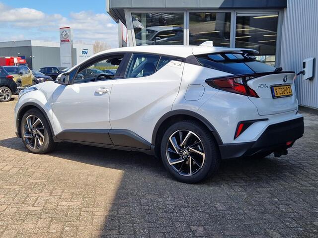Toyota C-HR 1.8 Hybrid Dynamic Trekhaak Navigatie Cruise Apple carplay android auto