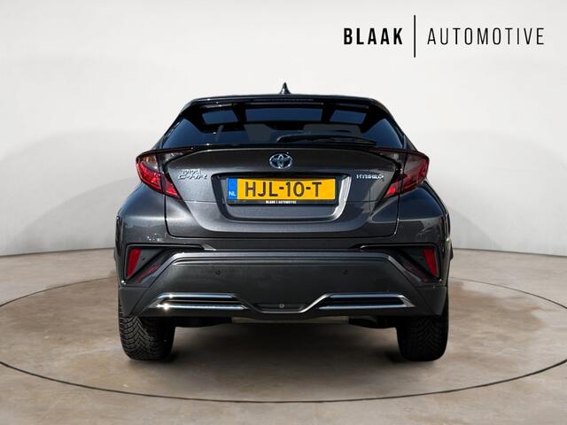 Toyota C-HR 2.0 Hybrid Dynamic Team D