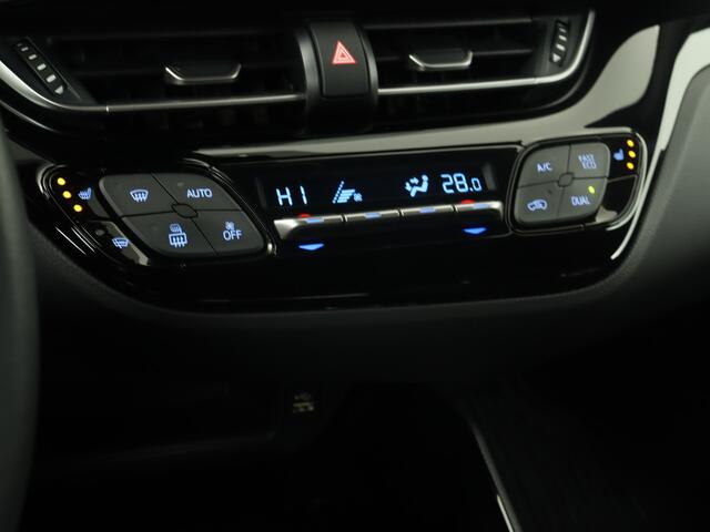 Toyota C-HR 1.8 H Dynamic Bi-tone | LED | Navigatie | Stoel- en Stuurverwarming