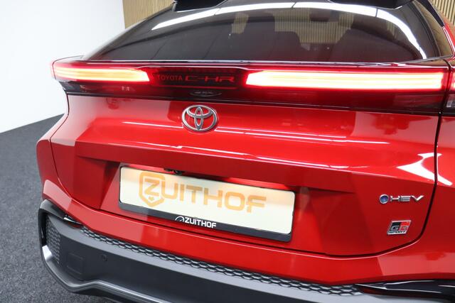 Toyota C-HR 2.0 Hybrid 200 AWD GR SPORT Première Edition | ¤ 7.000,- Demo Voordeel | Panoramadak | Head-up Display | Adaptive-cruise | Dodehoekdetectie | 360 Graden Camera