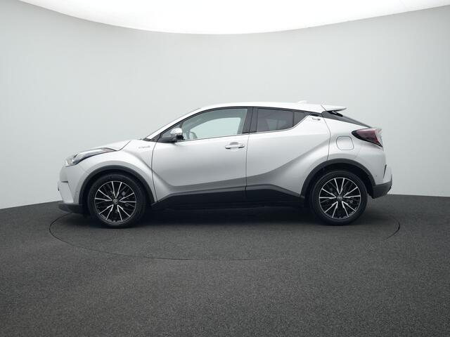 Toyota C-HR 1.8 Hybrid Executive Ultimate | NL-Auto | Lederen bekleding | Stoelverwarming | Parkeersensoren V+A |