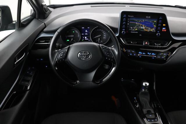 Toyota C-HR 2.0 Hybrid First Edition | Automaat | Trekhaak | Navigatie | Stoelverwarming |